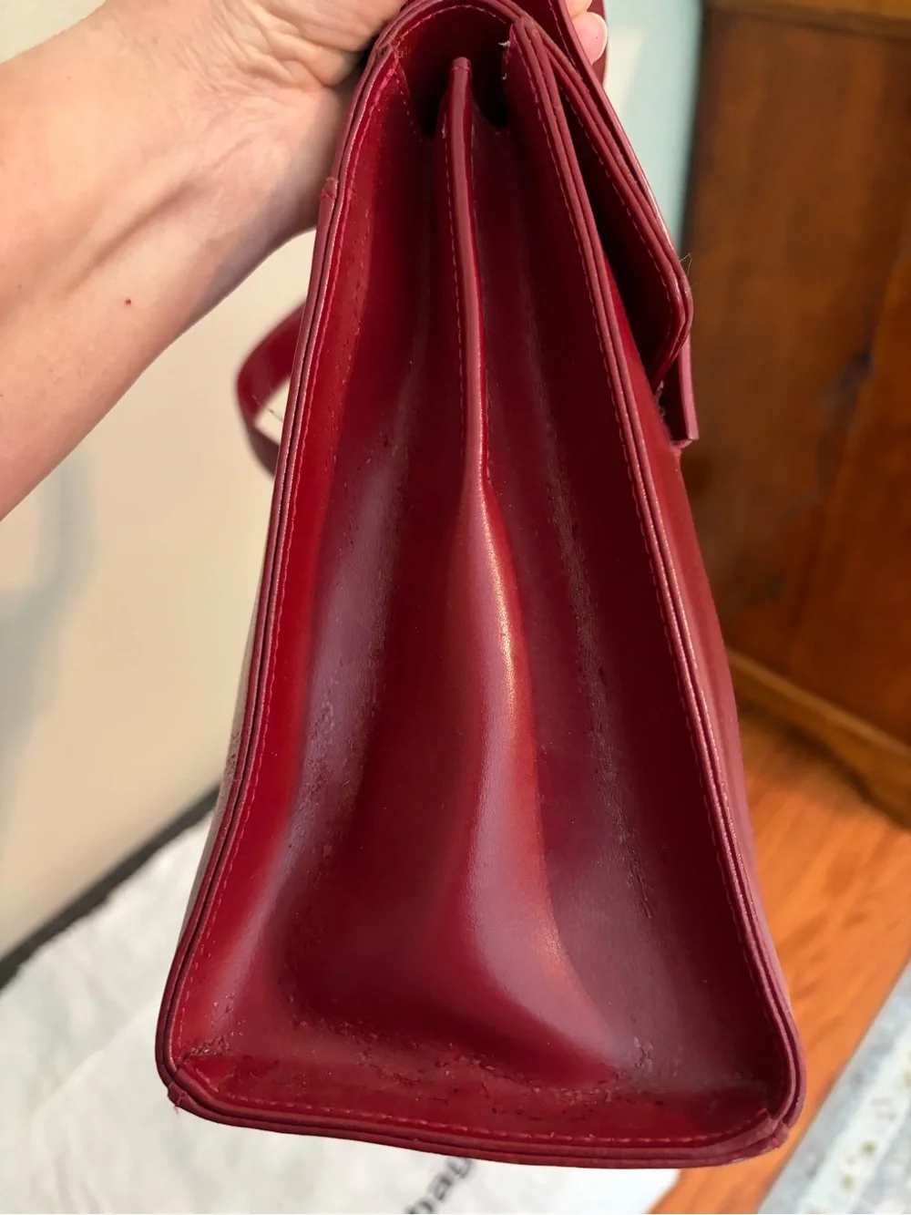 Le Tanneur Leather Handbag in Dark Red - Picture 5 of 15